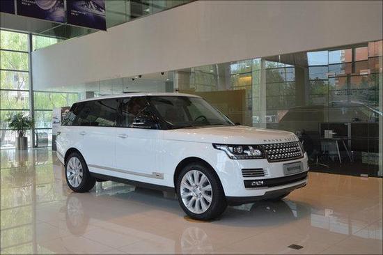 17款路虎揽胜行政天津现车报价已到冰点