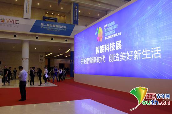 图为展厅现场。中国青年网记者李华锡 摄