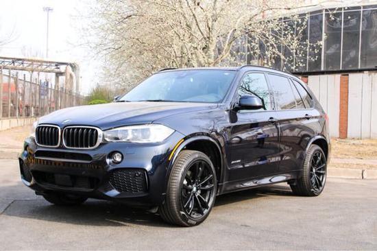 18款宝马X5M运动版增加了两种风格套件