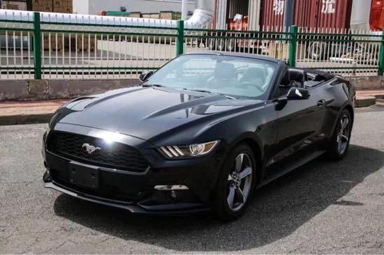 17款福特野马敞篷P版 天津港最新报价