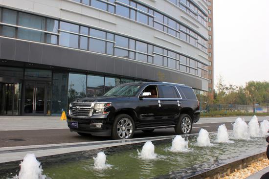 2018雪佛兰萨博班5.3现车天津港特惠价