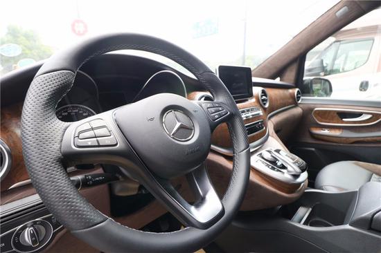 豪华私人座驾进口奔驰V250闪耀高贵身份