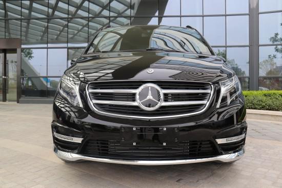 20款奔驰V250港口现车素板价格配置解析