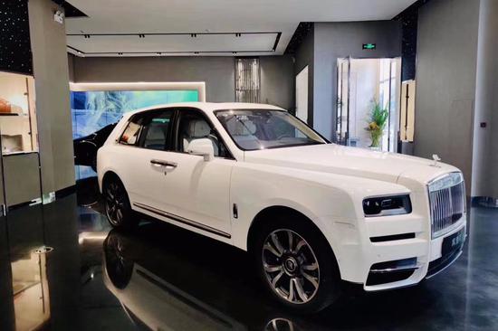 劳斯莱斯库里南 女神守护幻影的风采