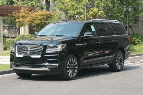2022款林肯领航员高配现车优惠20万行情