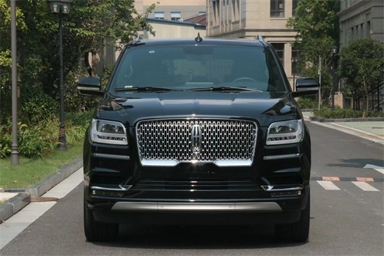 2022款林肯领航员现车国六最底价促销