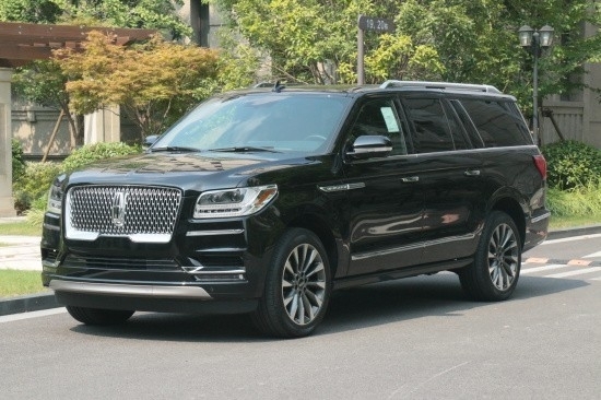 22款林肯领航员现车港口报价110万起售