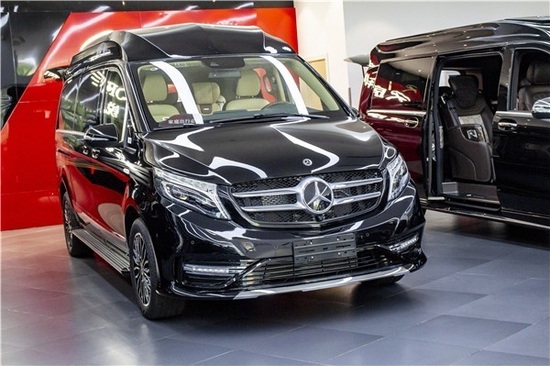 新款的奔驰V260限量版商务车最新价格