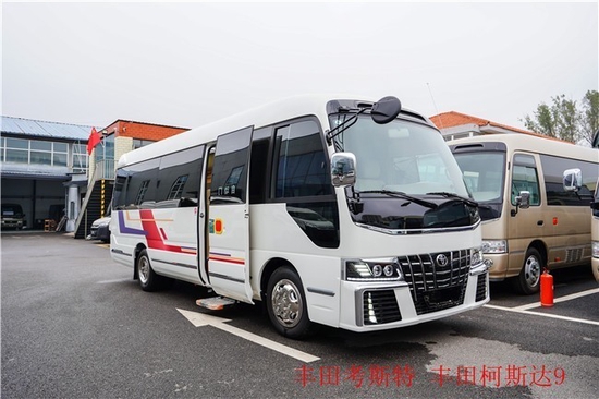 新款丰田考斯特12座改装4.0LV6价格