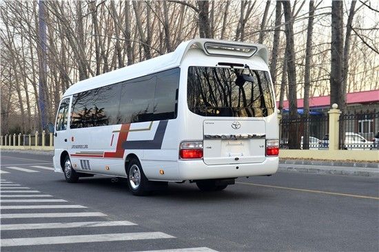 一汽丰田考斯特11座在售车型报价现车