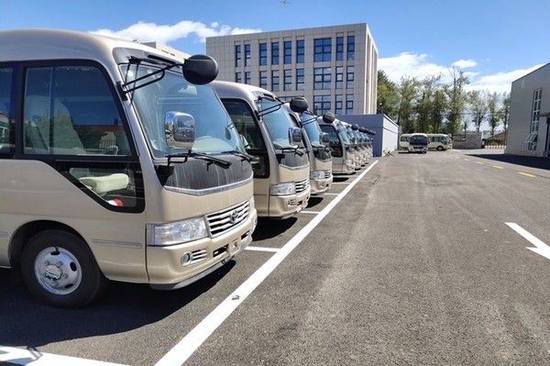 新款丰田考斯特12座价格 豪华中巴车