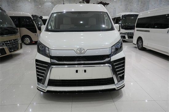 2022款丰田海狮价格 7座9座现车实拍图