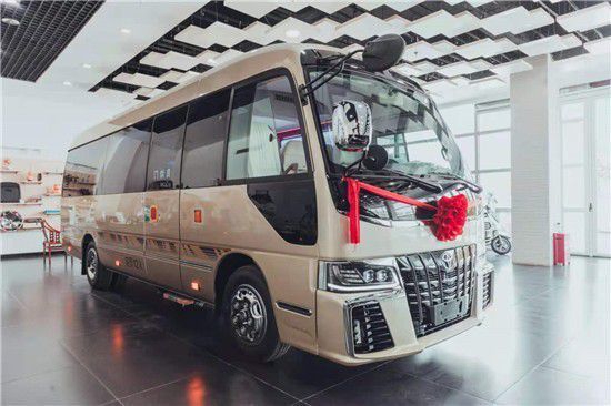 一汽丰田考斯特11座报价及参数图片现车