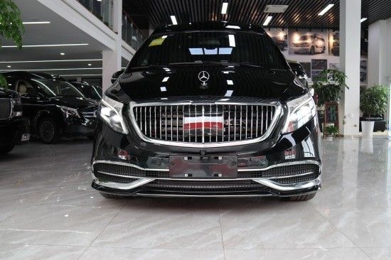 新款奔驰V260L高顶四座商务车改装报价