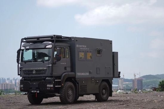 中国重汽越野房车德国曼TGA柔性车架