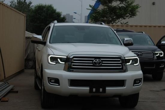2018款加版丰田红杉5700美国车的风范