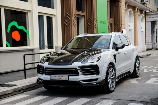 MANSORY定制细花白卡宴车如其名