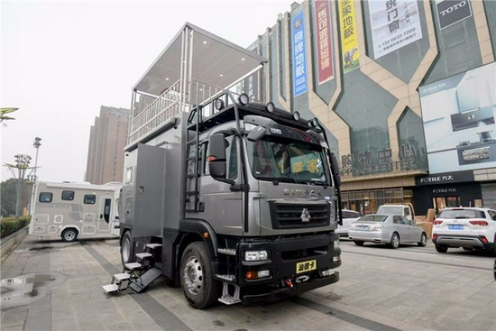 中国重汽豪沃曼恩四驱耐用精选越野房车