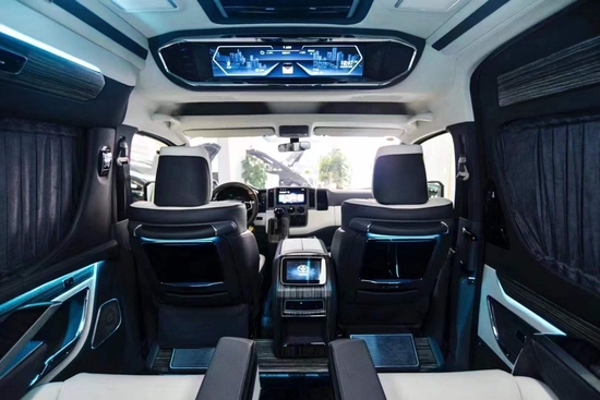 21款进口丰田海狮改装报价内饰图片