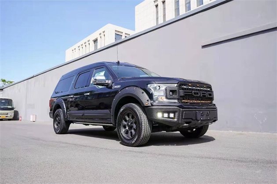 福特勇猛者高顶豪华版美式硬派越野