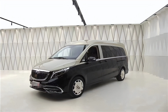 2022款奔驰V260L七座高顶五一定制版