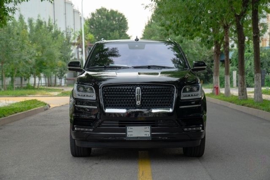 2022款林肯领航员奢华大佬尊享降价100万