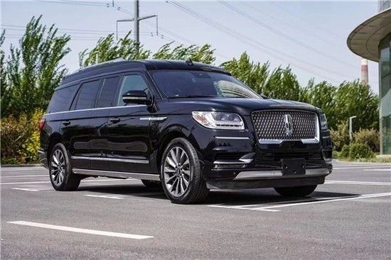 2022款林肯领航员特惠102万 尊贵的象征