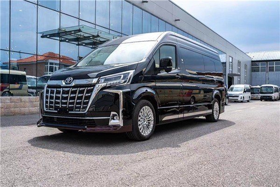 2022款丰田海狮7座豪华最新行情价