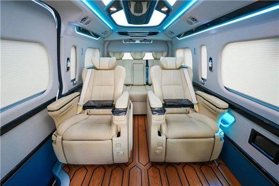 23款丰田海狮3.5L商务经典改装最新报价