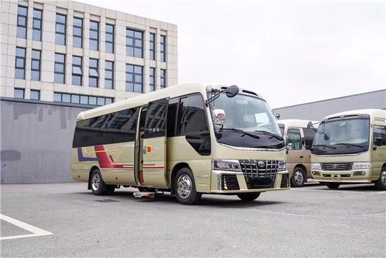 丰田考斯特13座价格 V6现车优惠促销