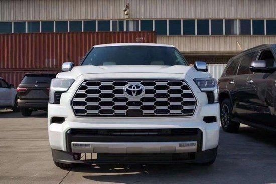 23款丰田红杉顶点豪华SUV港口促销热卖