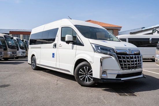 丰田海狮7座外观内饰改装 天津商务价格