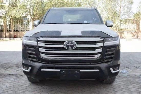 酷路泽LC300黑色车型最新公开价格明细