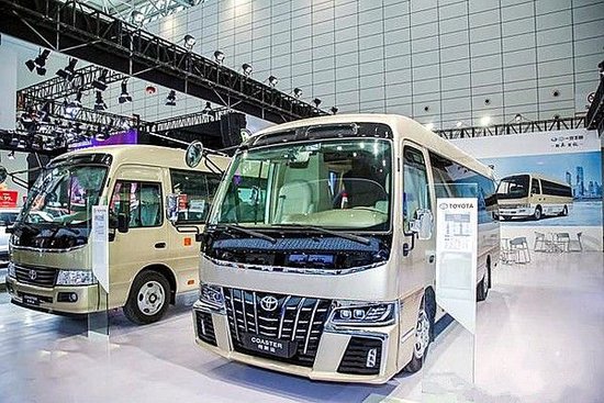 丰田考斯特12座商务价格 展厅现车实拍