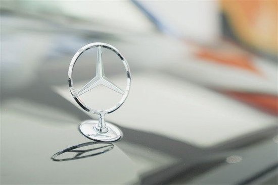 奔驰v260L商务车七座最新落地价格