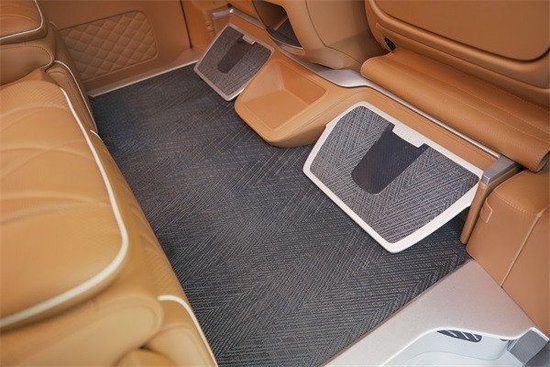 奔驰v260L商务车七座最新落地价格