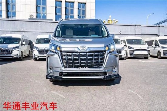 丰田海狮8座最新报价 现车配置图片