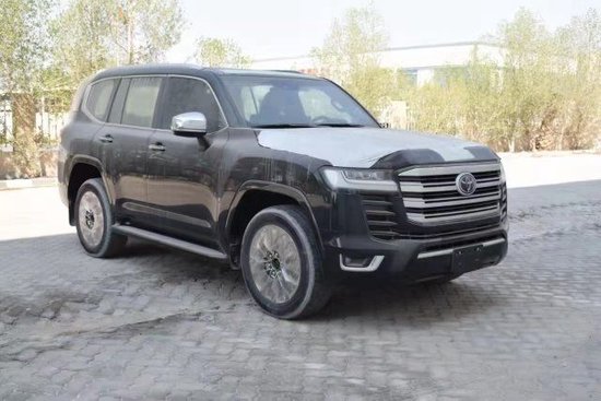 23款中东版酷路泽LC300VXR高配104万