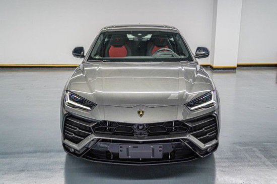 23款兰博基尼URUS任何一个男人不会拒绝