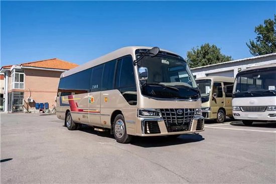 丰田考斯特12座报价 最新款六缸4.0排量