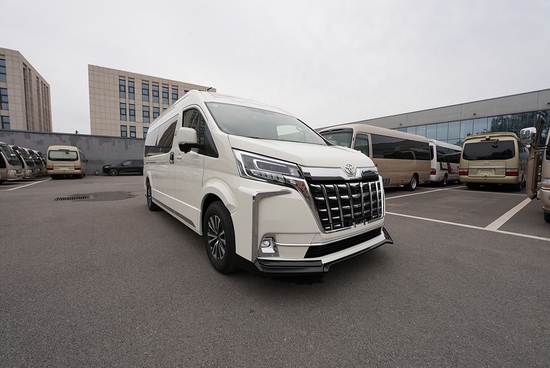 2023款进口丰田海狮7座报价现车促销