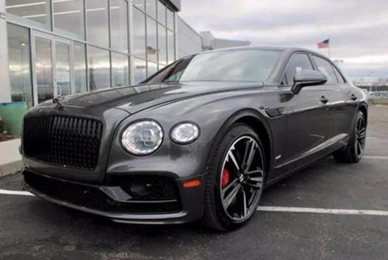 2023款宾利飞驰 黑曜限量版现车售全国