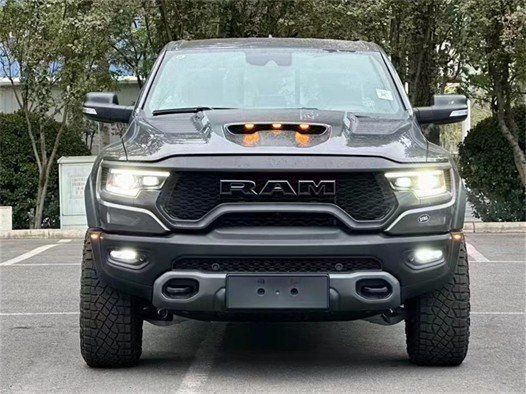 道奇公羊霸王龙二级包最顶配现车价格