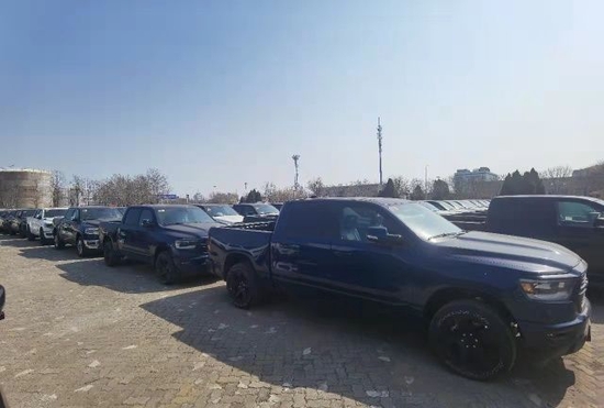 2022款道奇公羊运动版5.7L特降57万起售