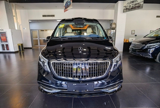 奔驰v260L改装迈巴赫高顶7坐VS980价格