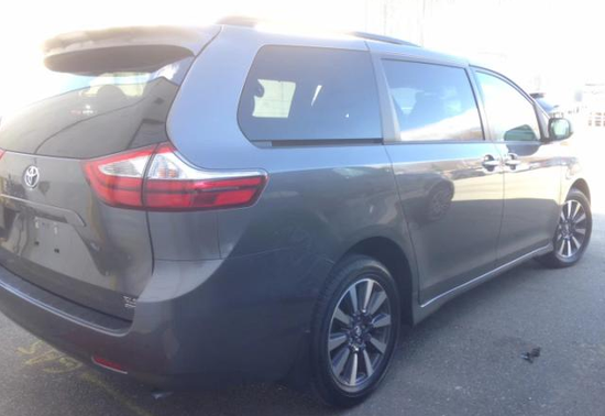 关税下调2018款丰田塞纳家庭出游实用车