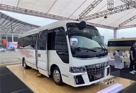 丰田考斯特12座定制版配置价格