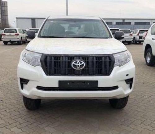 丰田霸道2700卓越驾驶性能普拉多39万起