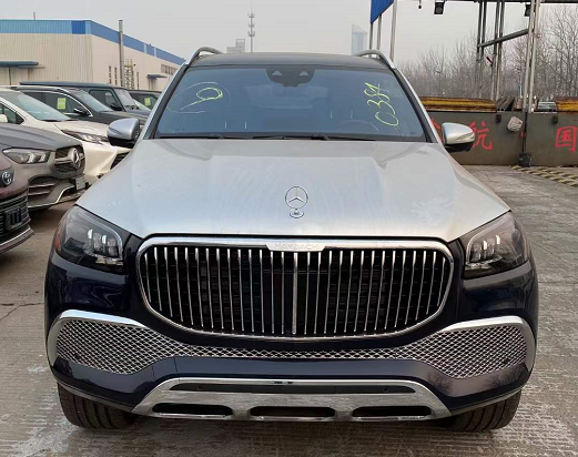 2022款迈巴赫GLS600蓝银双拼彰显尊贵