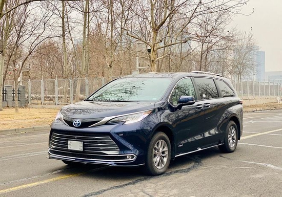 2022款丰田塞纳2.5报价 进口油电特价售